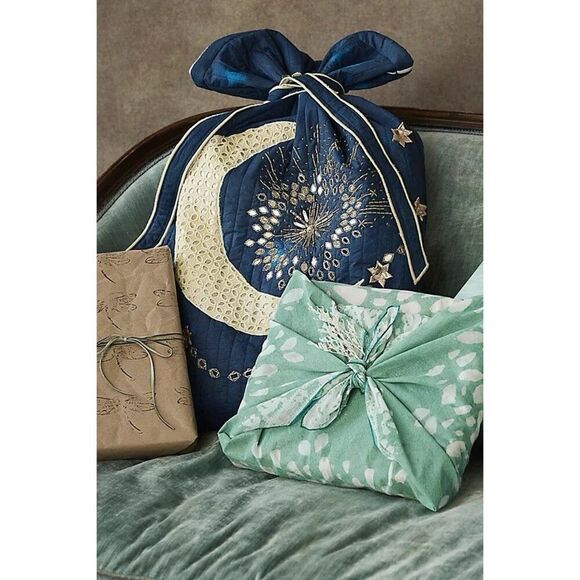 FP One Perfect Present Gift Sack Blue Crescent Embroidered NEW - Picture 1 of 3